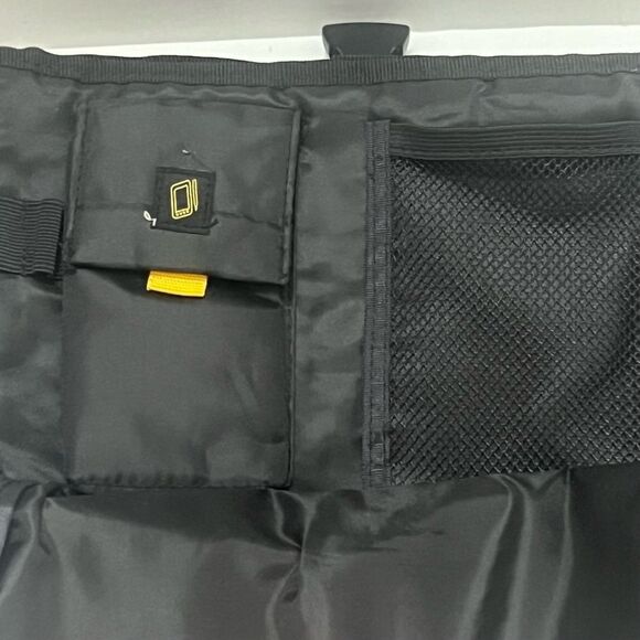 Targus CityGear Laptop Messenger Shoulder Bag Black Nylon Travel Utility Durable - Picture 10 of 13